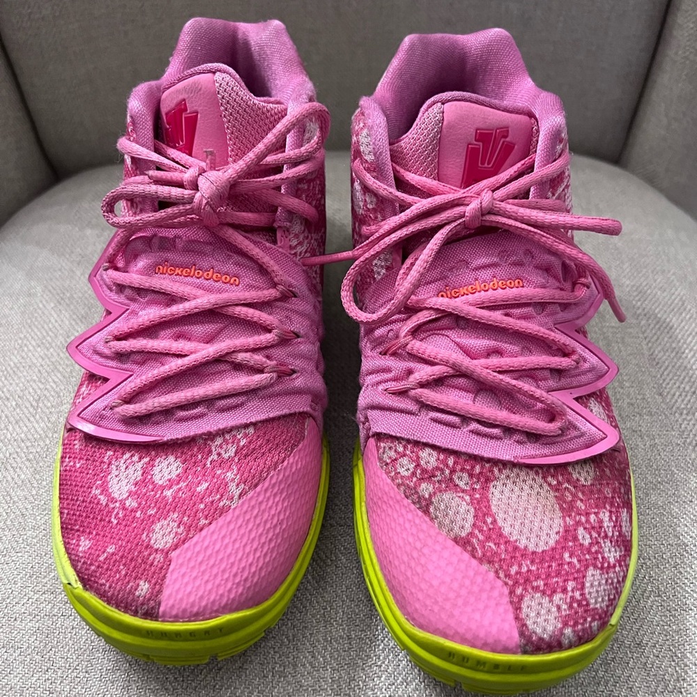Nike Kyrie 5 SBSP GS Spongebob - Patrick CJ7227-600 kid’s size 1 youth